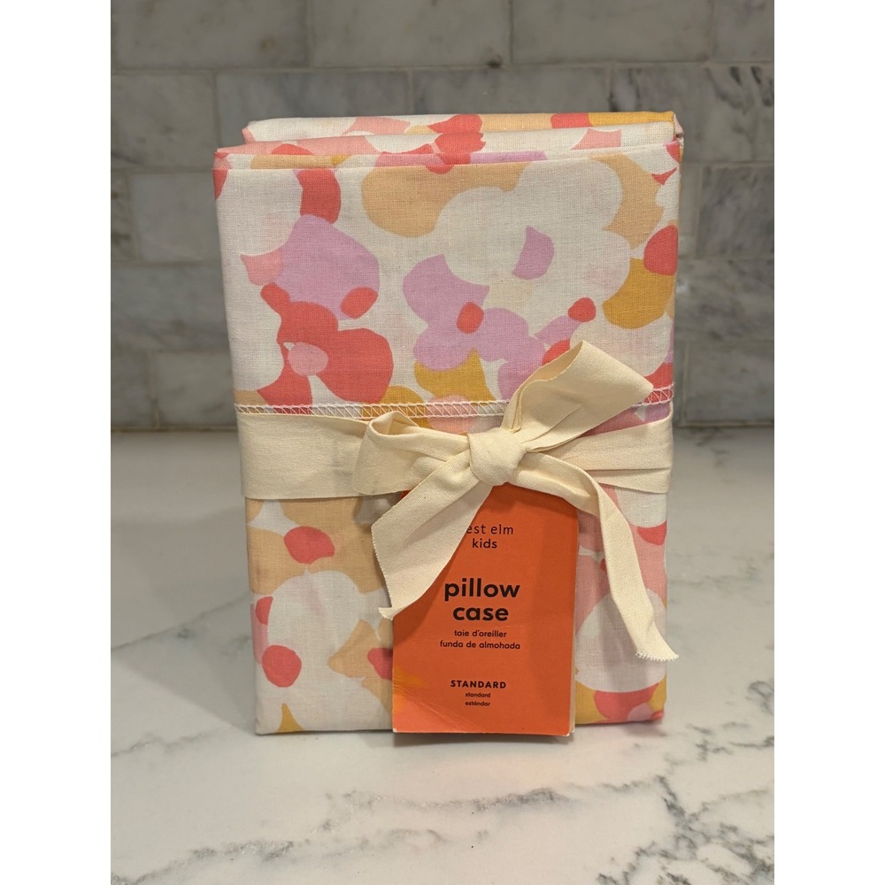 West Elm Kids Painted Daisy Standard Pillowcase 100% Cotton NWT